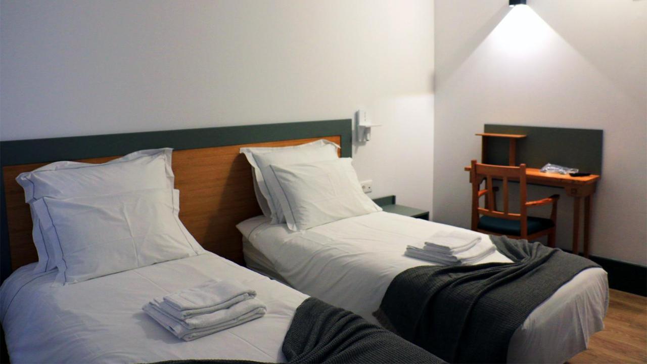 Angra do Heroísmo Alianca Cafe & Hostel מראה חיצוני תמונה