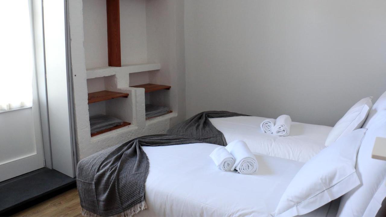 Angra do Heroísmo Alianca Cafe & Hostel מראה חיצוני תמונה