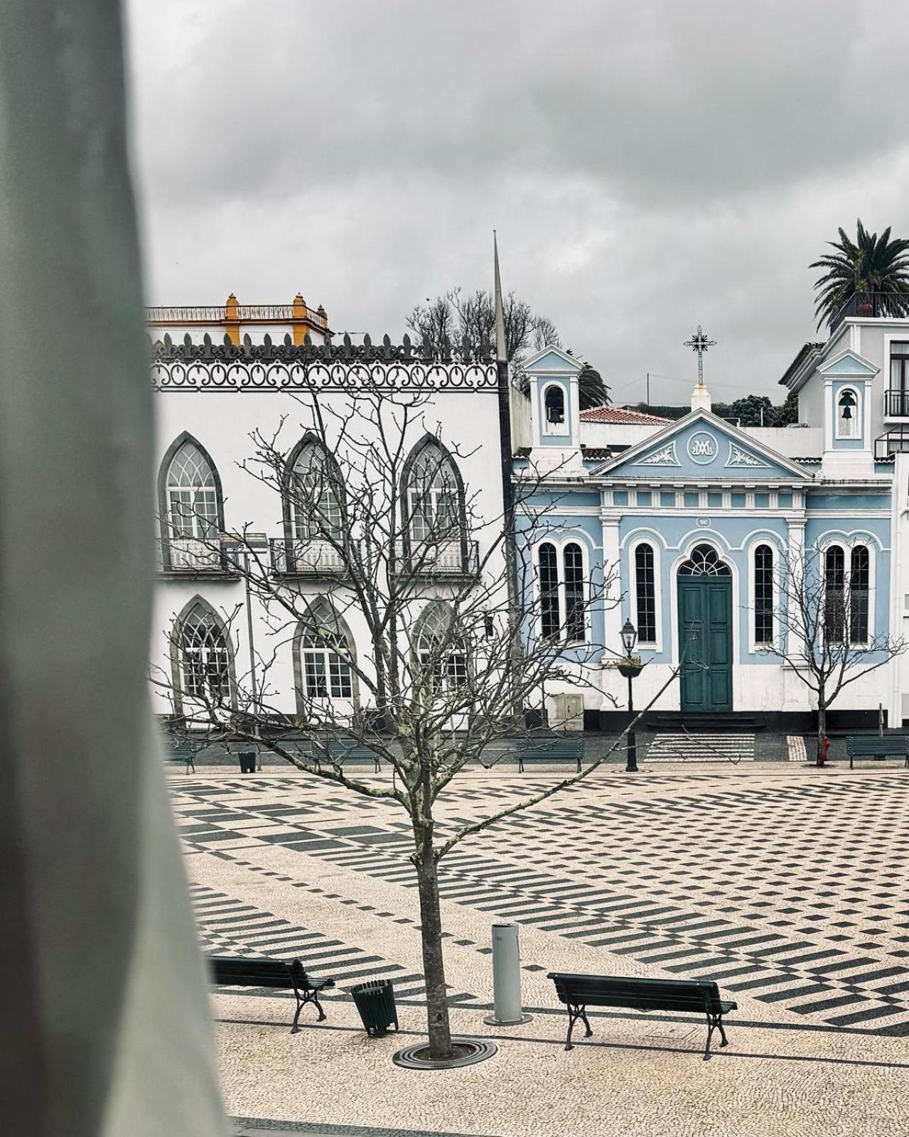 Angra do Heroísmo Alianca Cafe & Hostel מראה חיצוני תמונה