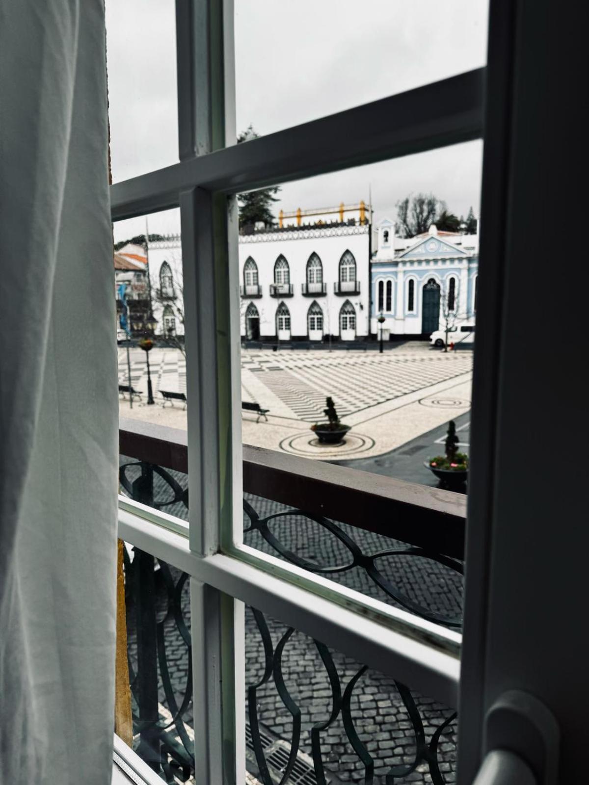 Angra do Heroísmo Alianca Cafe & Hostel מראה חיצוני תמונה